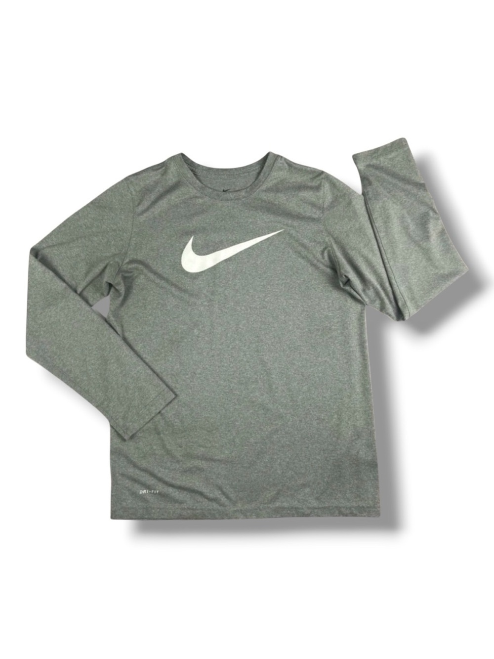 NIKE DRI-FIT Long Sleeve Performance Tee